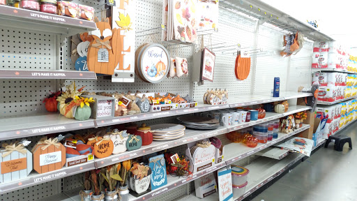 Discount Store «Dollar General», reviews and photos, 208 NE Big Bend Trail, Glen Rose, TX 76043, USA