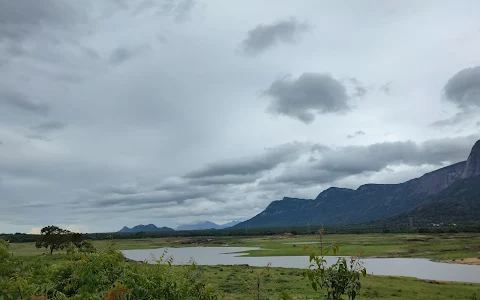 Chulliyar Dam View Point image