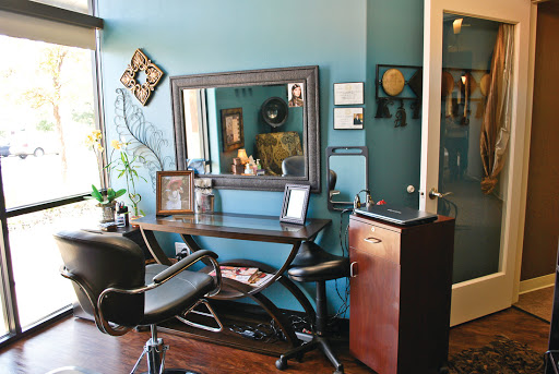 Beauty Salon «Phenix Salon Suites Suwanee», reviews and photos, 1500 Peachtree Industrial Blvd #165, Suwanee, GA 30024, USA
