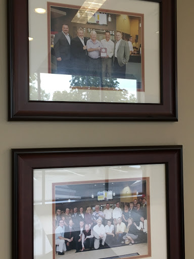 Tire Shop «Youngstedts Wayzata Tire & Auto Service», reviews and photos, 15320 Wayzata Blvd, Wayzata, MN 55391, USA