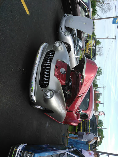 Car Dealer «Kunes Country Ford Stateline Superstore», reviews and photos, 104 IL-173, Antioch, IL 60002, USA