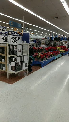 Discount Store «Walmart», reviews and photos, 100 Elmridge Center Dr, Greece, NY 14626, USA