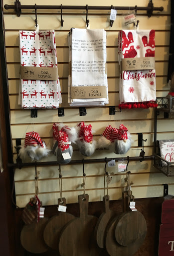 Gift Shop «The Warehouse Gift Shops», reviews and photos, 60 Chestnut St, Lockport, NY 14094, USA