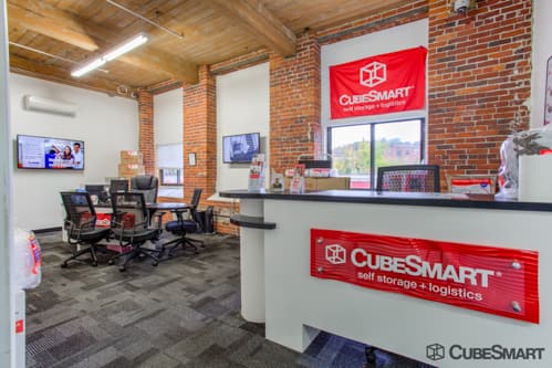 Self-Storage Facility «CubeSmart Self Storage», reviews and photos, 15 Hale St, Haverhill, MA 01830, USA