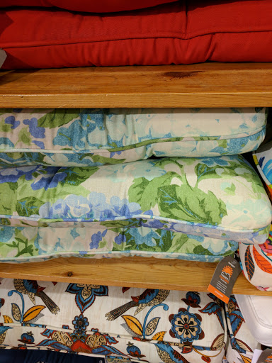 Furniture Store «Pottery Barn», reviews and photos, 10000 Research Blvd B02A, Austin, TX 78759, USA