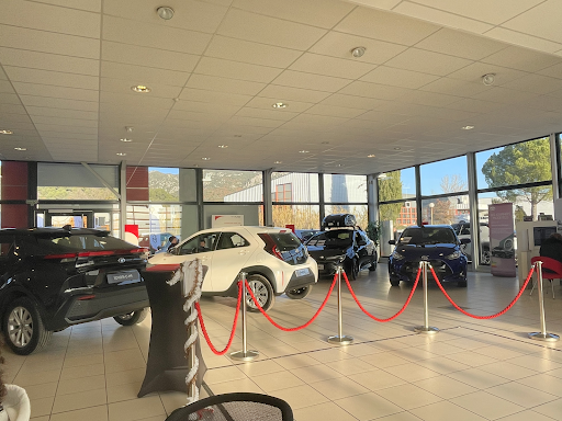 Photo 2 - Toyota - Alpes Sud Autos - Volx