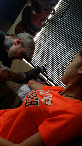 Tattoo Shop «Tabernacle Tattoo», reviews and photos, 1829 E 4th Ave, Tampa, FL 33605, USA