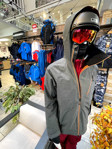 Outdoor Furniture Store «Williams Ski & Patio», reviews and photos, 1672 Old Skokie Valley Rd, Highland Park, IL 60035, USA