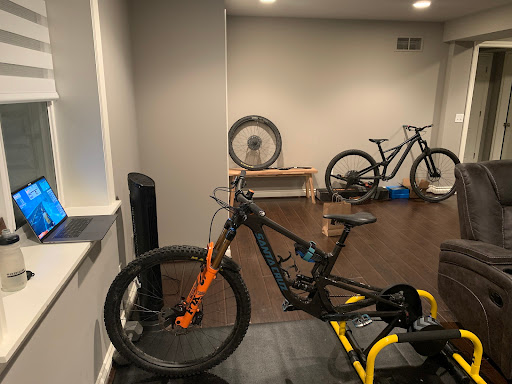 Camping Store «REI», reviews and photos, 766 E Big Beaver Rd, Troy, MI 48083, USA