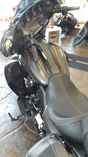 Motorcycle Dealer «Hideout Harley-Davidson», reviews and photos