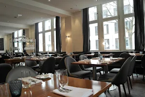 Elsbach Restaurant image