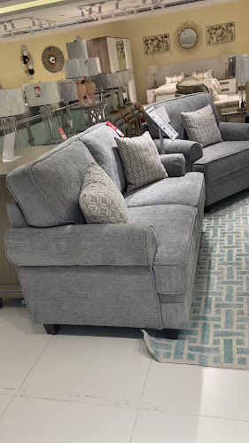مفروشات العمر Alomar furniture - الخبر