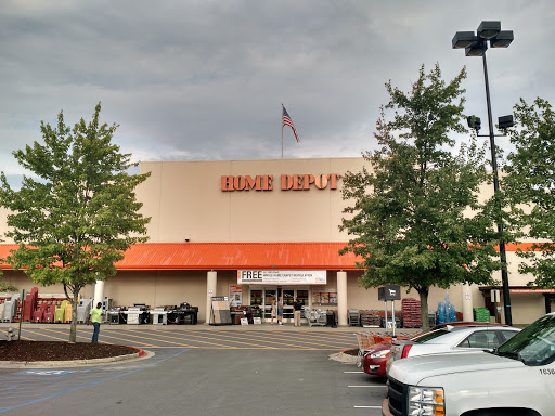 Home Improvement Store «The Home Depot», reviews and photos, 6400 Peachtree Dunwoody Rd, Sandy Springs, GA 30328, USA