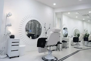 Heylash | Extension Ciglia, Microblading, Laminazione a Milano image