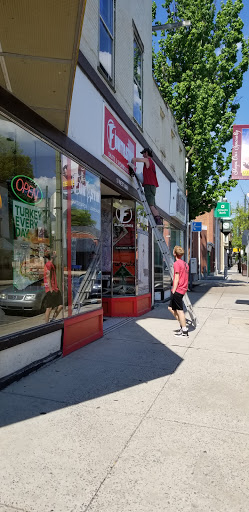 Skateboard Shop «Funtastik Skate and Snowboard Shop», reviews and photos, 18 W Main St, Mechanicsburg, PA 17055, USA