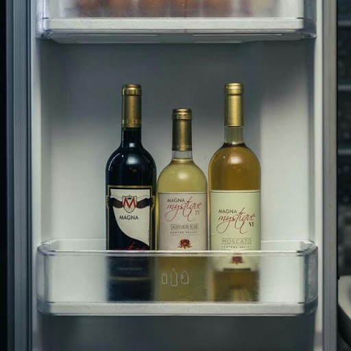 Magna Winehouse, 386B oluwole fadojutimi street, Lagos, Nigeria, Wine Store, state Lagos