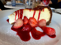 Gâteau au fromage du Restaurant servant le petit-déjeuner The Hardware Société à Paris - n°11