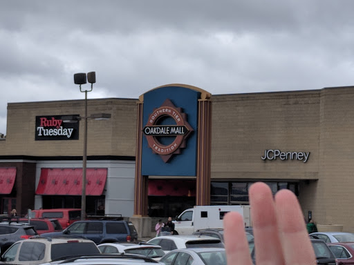 Shopping Mall «Oakdale Mall», reviews and photos, Harry L Dr #601-635, Johnson City, NY 13790, USA