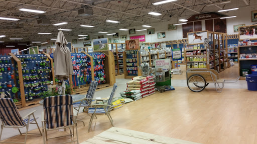 Pet Supply Store «CountryMax - Brockport», reviews and photos, 4875 Lake Rd N, Brockport, NY 14420, USA