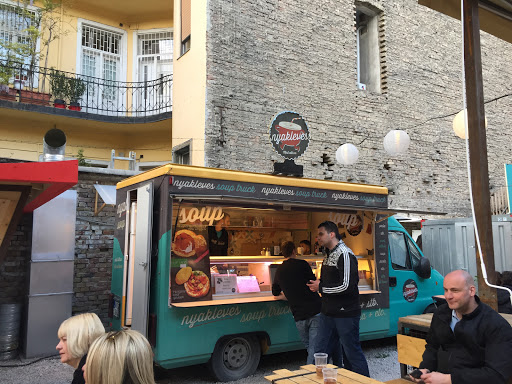 Food trucks in Budapest