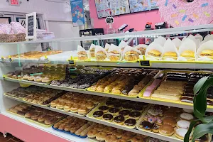 Mangum Donuts & Thai Foods image