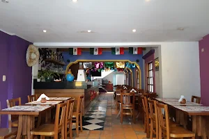 La Mexicana Restaurante image