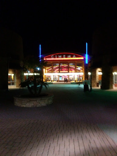 Movie Theater «Regal Cinemas Gilbert 14», reviews and photos, 1012 South Gilbert Road, Gilbert, AZ 85296, USA