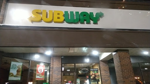 Shopping Mall «Sibley Plaza», reviews and photos, 2401 7th St W, St Paul, MN 55116, USA