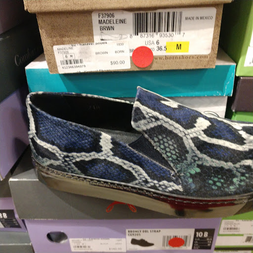 Shoe Store «Karavel Shoes», reviews and photos, 5501 Burnet Rd, Austin, TX 78756, USA