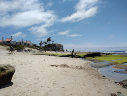 La Jolla Tide Pools'in fotoğrafı dağlarla çevrili