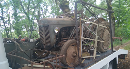 Photo 2 - Épaviste ferrailleur