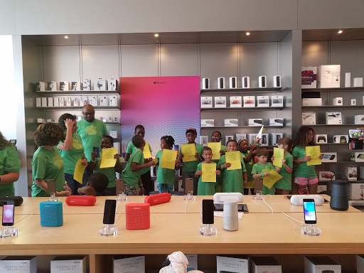 Computer Store «Apple Ridge Hill», reviews and photos, 143 Market Street, Yonkers, NY 10710, USA