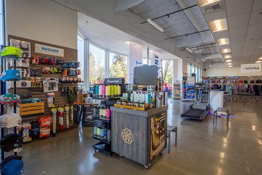 Running Store «Road Runner Sports», reviews and photos, 877 E Hamilton Ave, Campbell, CA 95008, USA