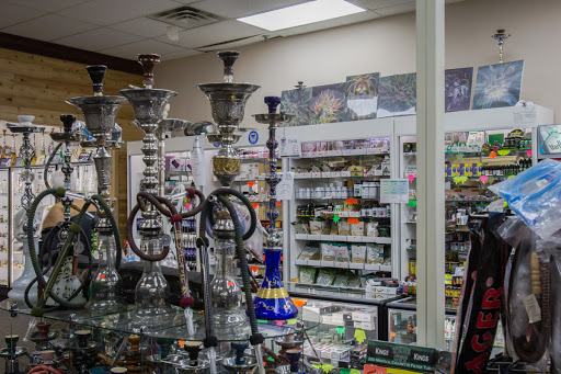 Tobacco Shop «Shorewood Cigars & Tobacco», reviews and photos, 23710 Minnesota 7, Excelsior, MN 55331, USA