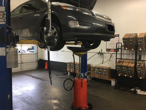 Auto Repair Shop «McCabes Automotive Specialist», reviews and photos, 3147 Bridgeport Way W, University Place, WA 98466, USA