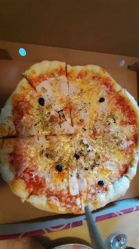 Plats et boissons du Pizzas à emporter Dolce pizza à Alès - n°2