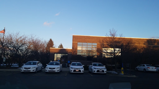 Auto Repair Shop «Star Auto Authority», reviews and photos, 600 Lakeview Pkwy, Vernon Hills, IL 60061, USA