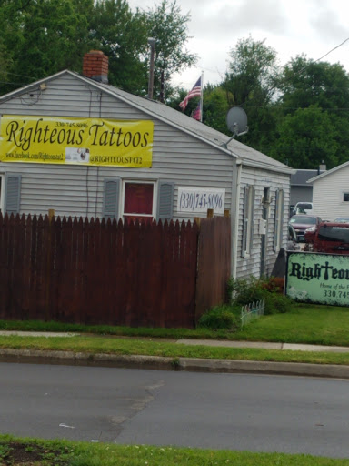 Tattoo Shop «Righteous Tattoo», reviews and photos, 2371 Manchester Rd, Akron, OH 44314, USA
