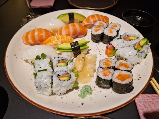 Ginza 41 Sushi & Robata