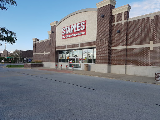 Staples, 20015 South La Grange Road, Frankfort, IL 60423, USA, 