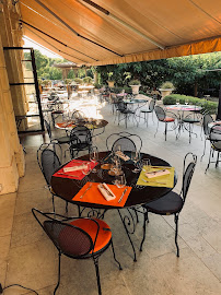 Atmosphère du Restaurant Lou Marques à Arles - n°5