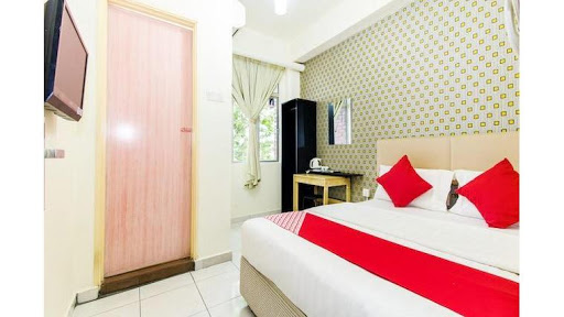 OYO 555 Victory Street Boutique Hotel