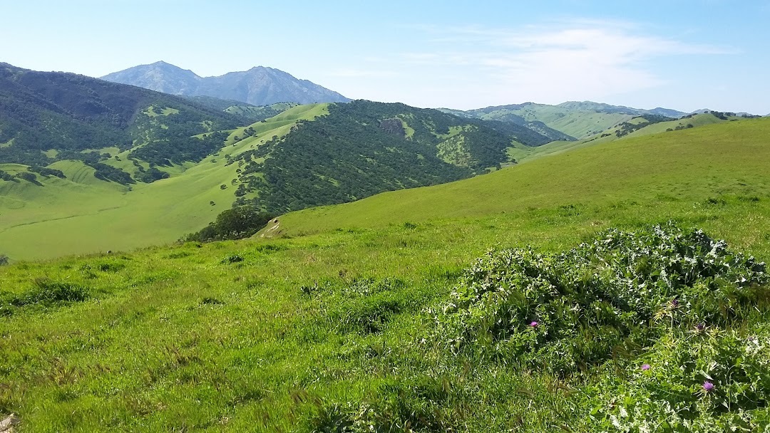 Round Valley Regional Preserve