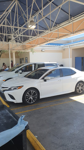 Car Wash «Simoniz Car Wash», reviews and photos, 19055 Biscayne Blvd, Miami, FL 33180, USA