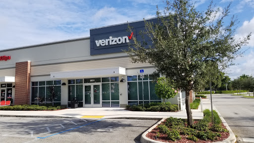Cell Phone Store «Verizon», reviews and photos, 8931 W Atlantic Blvd, Coral Springs, FL 33071, USA
