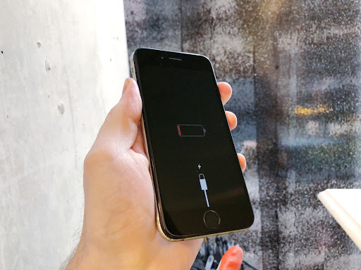 Electronics Repair Shop «Jet City Device Repair», reviews and photos, 3642 Wallingford Ave N, Seattle, WA 98103, USA