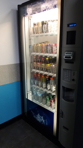 Laundry Service «Waters Express Laundry Center», reviews and photos, 4333 W Waters Ave, Tampa, FL 33614, USA