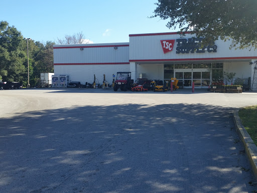 Home Improvement Store «Tractor Supply Co.», reviews and photos, 7351 N US Hwy 441, Ocala, FL 34475, USA