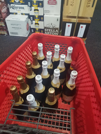 Liquor Store «Camp Creek World Of Beverages», reviews and photos, 3780 Princeton Lakes Pkwy, Atlanta, GA 30344, USA