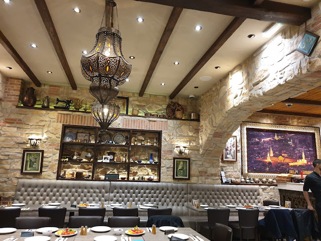 Reviews of Ayam Zaman in London - Restaurant